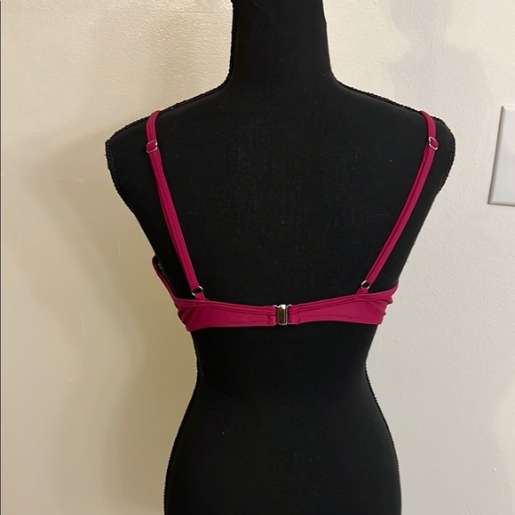 Women's Medium Swim Elegant Pink Top - Picture 3 of 7